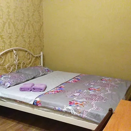 Flat Near City Garden * Odesa